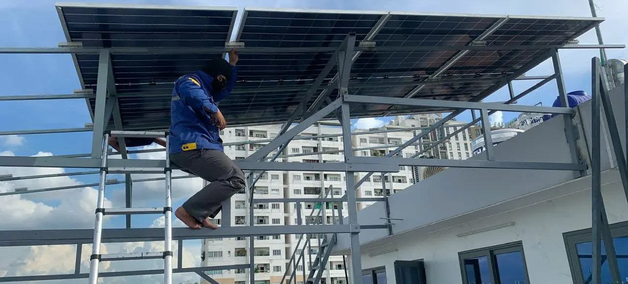 Chọn Dung Lượng Pin Lưu Trữ Điện Mặt Trời Bao Nhiêu kWh Là Đủ Cho Gia Đình?