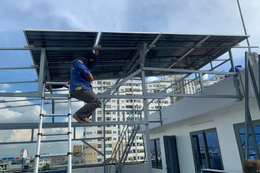 Chọn Dung Lượng Pin Lưu Trữ Điện Mặt Trời Bao Nhiêu kWh Là Đủ Cho Gia Đình?